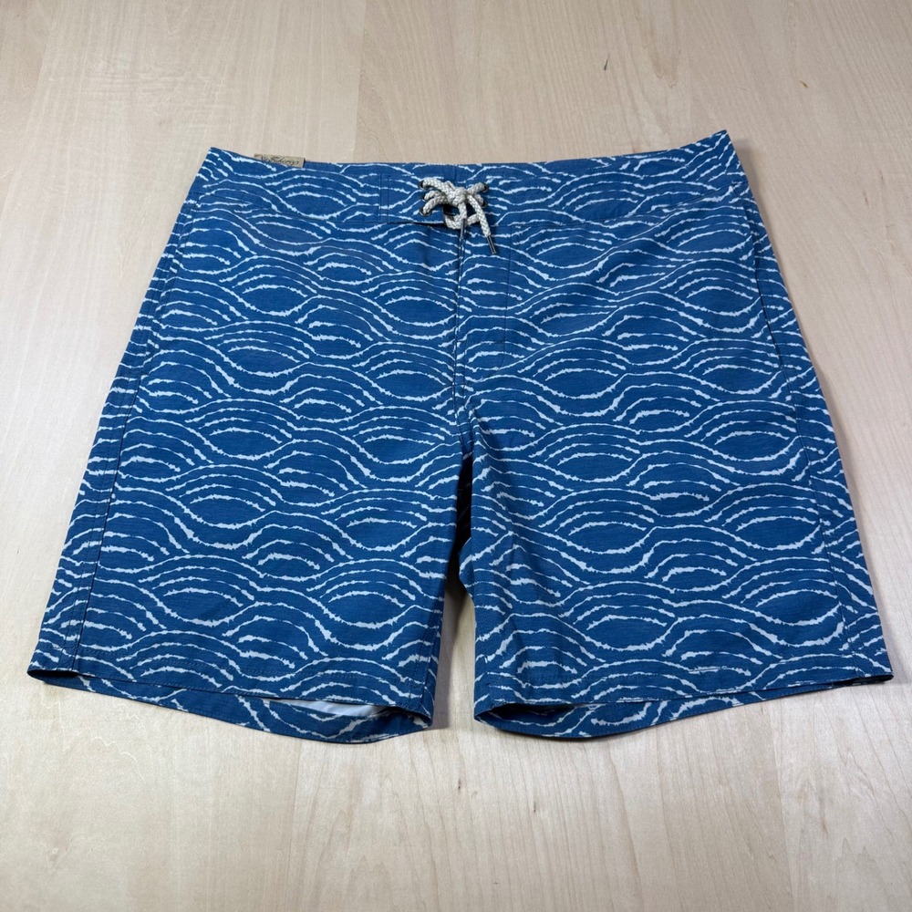 Faherty Brand Mens Swim‎ Trunks Blue Wave Pattern Shorts Size 35 NEW